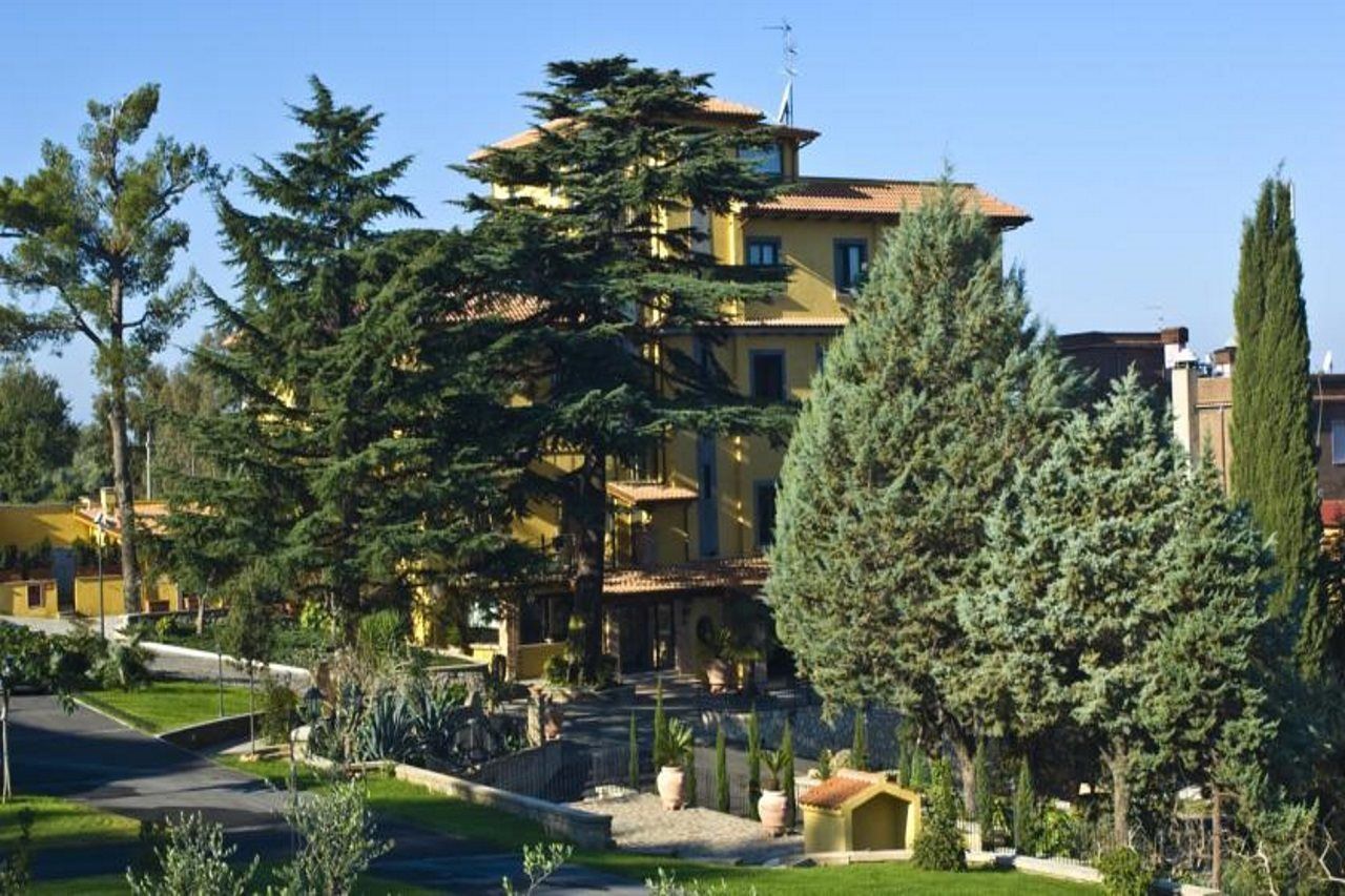 Green Hotel Poggio Regillo Frascati Exterior photo